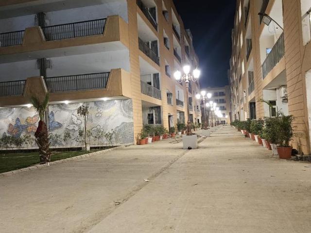 4 BHK Apartment in Raj Nagar Extension for resale Ghaziabad. The reference number is 19692462
