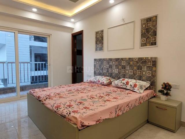 4 BHK Apartment in Raj Nagar Extension for resale Ghaziabad. The reference number is 19692409