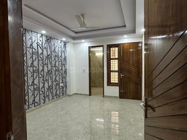 4 BHK Apartment in Rajendra Nagar for resale Ghaziabad. The reference number is 20123892