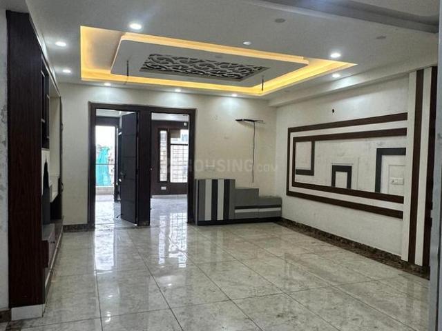 4 BHK Apartment in Rajendra Nagar for resale Ghaziabad. The reference number is 20315100