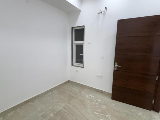 4 BHK Apartment in Rithala for resale New Delhi. The reference number is 20522048