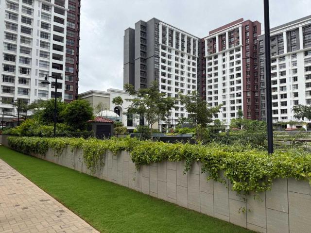 4 BHK Apartment in Whitefield for rent Bengaluru. The reference number is 20431144