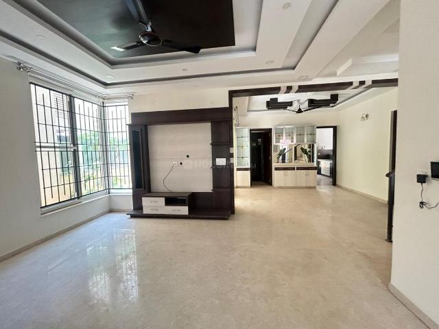 4 BHK Apartment in Whitefield for rent Bengaluru. The reference number is 20241382