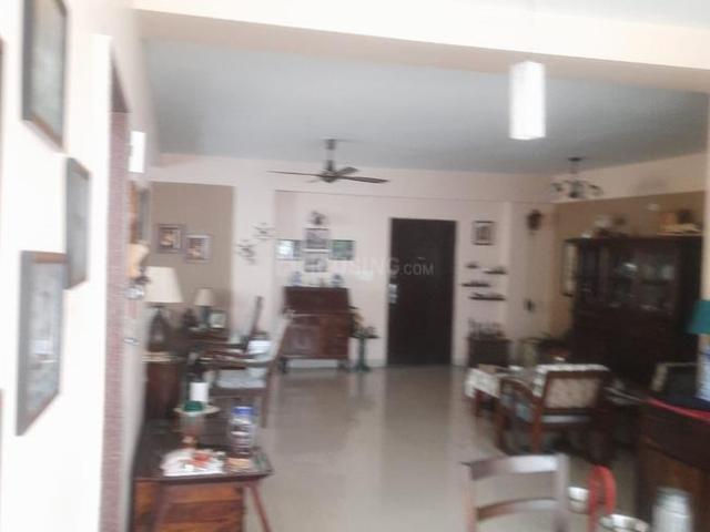 4 BHK Apartment in Tollygunge for resale Kolkata. The reference number is 20841030