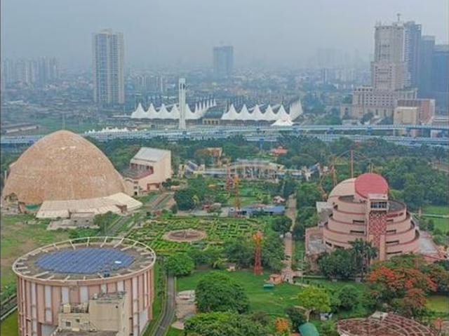 4 BHK Apartment in Topsia for resale Kolkata. The reference number is 18625723