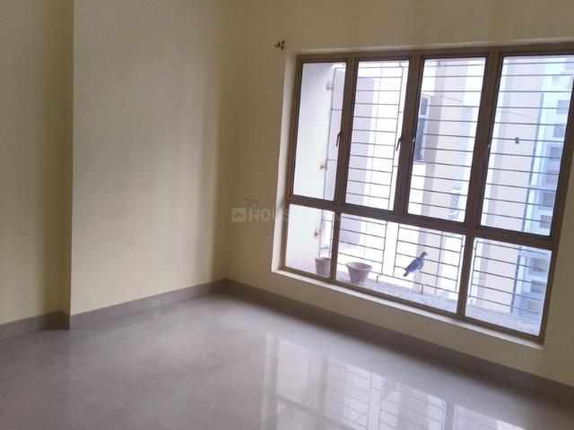 4 BHK Apartment in Tangra for rent Kolkata. The reference number is 20033753