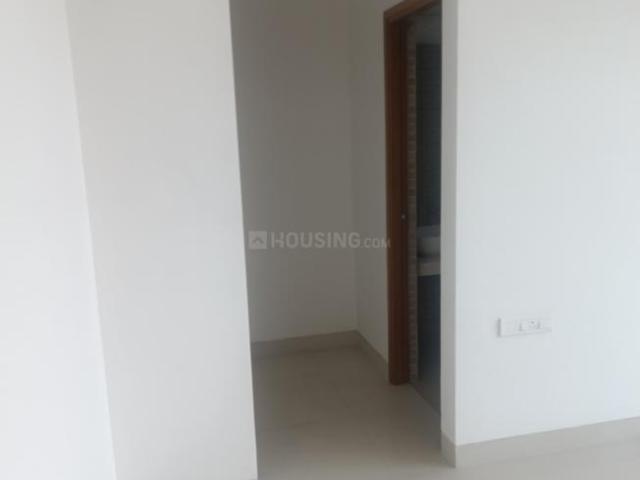 4 BHK Apartment in Tangra for resale Kolkata. The reference number is 17635649