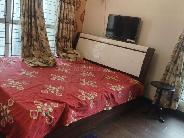 4 BHK Apartment in Tangra for resale Kolkata. The reference number is 19918978