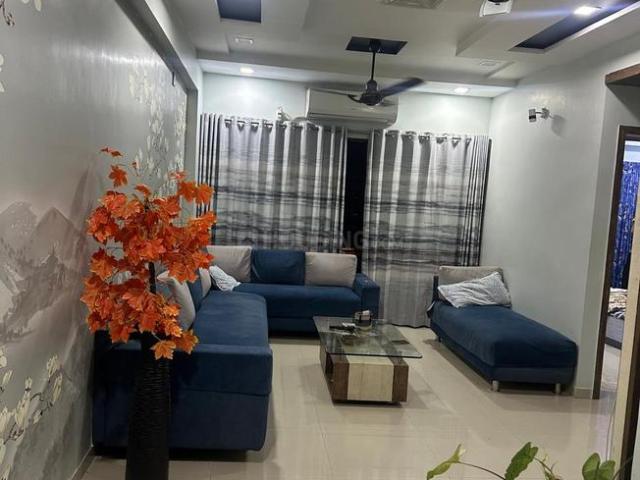 4 BHK Apartment in Thaltej for rent Ahmedabad. The reference number is 19967289