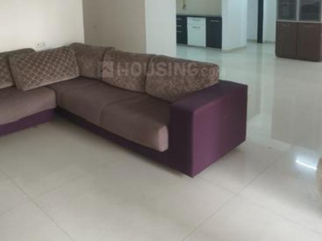 4 BHK Apartment in Thaltej for rent Ahmedabad. The reference number is 19312632