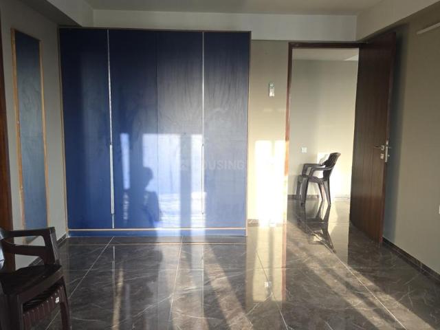 4 BHK Apartment in Thaltej for rent Ahmedabad. The reference number is 20408720