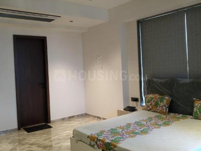 4 BHK Apartment in Thaltej for rent Ahmedabad. The reference number is 20622138