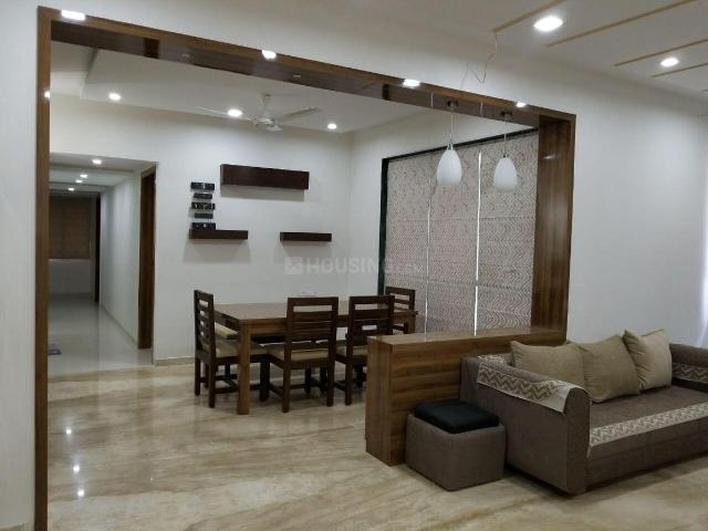 4 BHK Apartment in Thaltej for rent Ahmedabad. The reference number is 7499073
