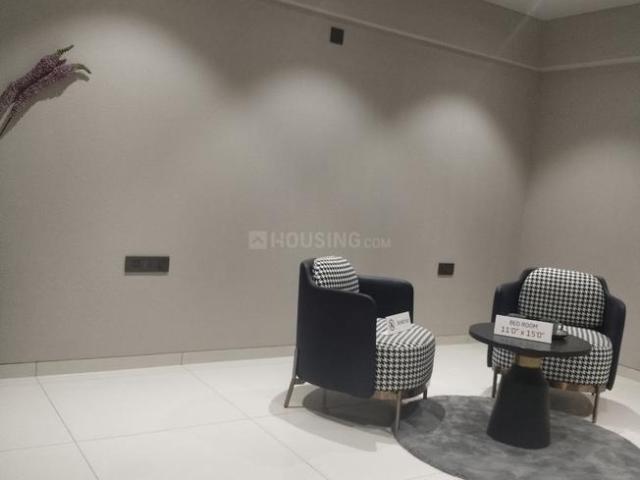4 BHK Apartment in Thaltej for resale Ahmedabad. The reference number is 14584370