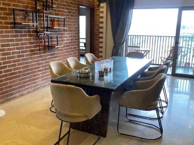 4 BHK Apartment in Thaltej for resale Ahmedabad. The reference number is 19764694