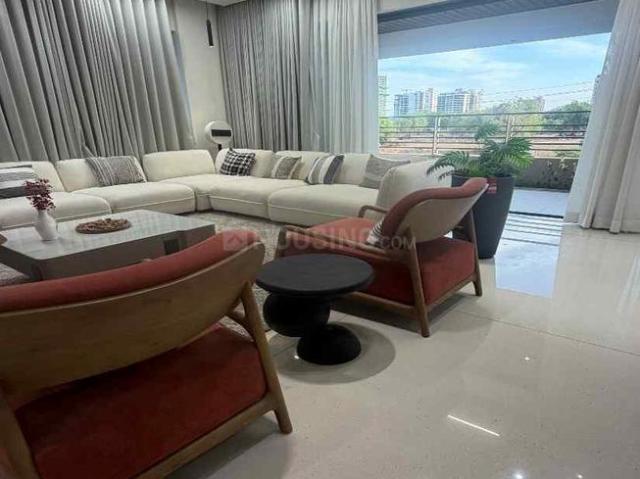 4 BHK Apartment in Science City for resale Ahmedabad. The reference number is 20105600
