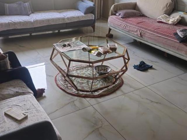4 BHK Apartment in Thaltej for resale Ahmedabad. The reference number is 20270076