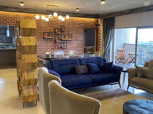 4 BHK Apartment in Science City for resale Ahmedabad. The reference number is 20632222