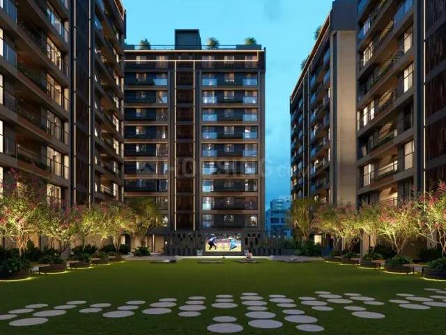 4 BHK Apartment in Thaltej for resale Ahmedabad. The reference number is 20808596