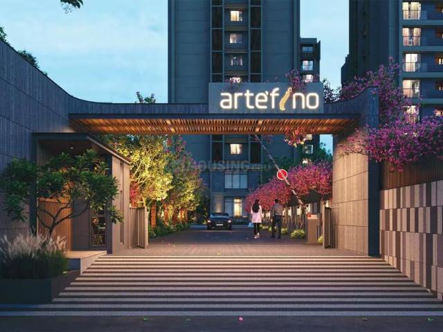 4 BHK Apartment in Thaltej for resale Ahmedabad. The reference number is 20809375