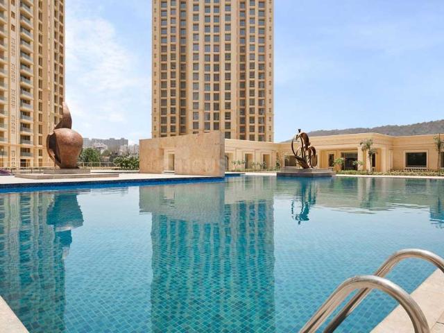 4 BHK Apartment in Thane West for resale Thane. The reference number is 18664055