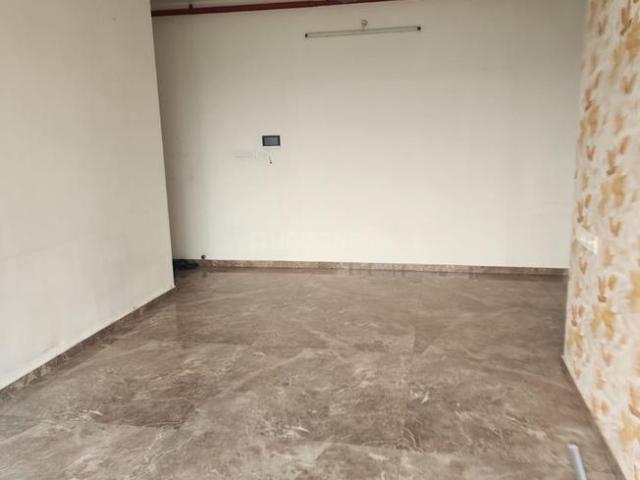 4 BHK Apartment in Ulhasnagar for rent Thane. The reference number is 20964255