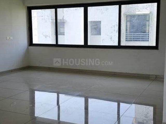 4 BHK Apartment in Usmanpura for resale Ahmedabad. The reference number is 19890114