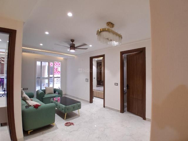 4 BHK Apartment in Uttam Nagar for resale New Delhi. The reference number is 20511818