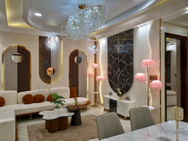 4 BHK Apartment in Uttam Nagar for resale New Delhi. The reference number is 20947920