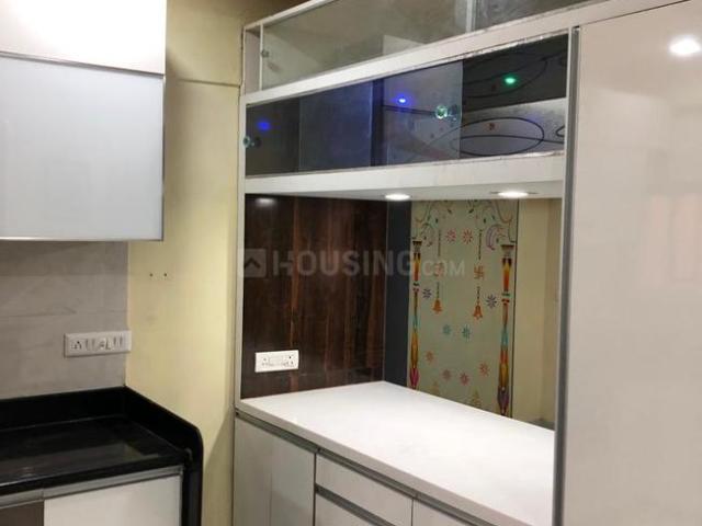 4 BHK Apartment in Vaishno Devi Circle for rent Ahmedabad. The reference number is 20533720