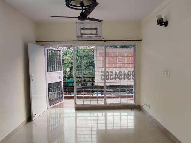 4 BHK Apartment in Vasant Kunj for resale New Delhi. The reference number is 13756002