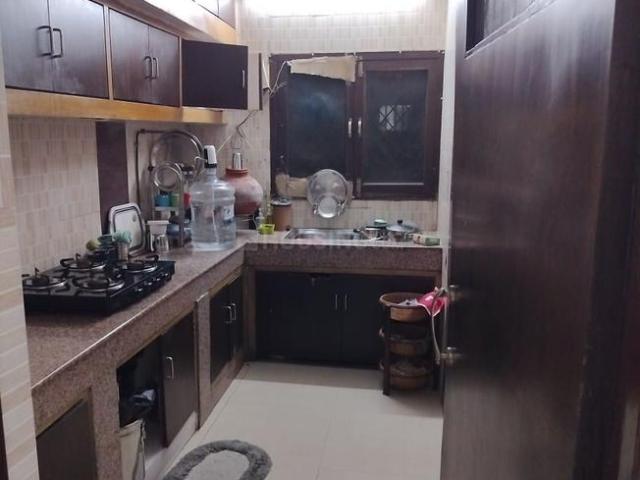 4 BHK Apartment in Vasant Kunj for resale New Delhi. The reference number is 14940818