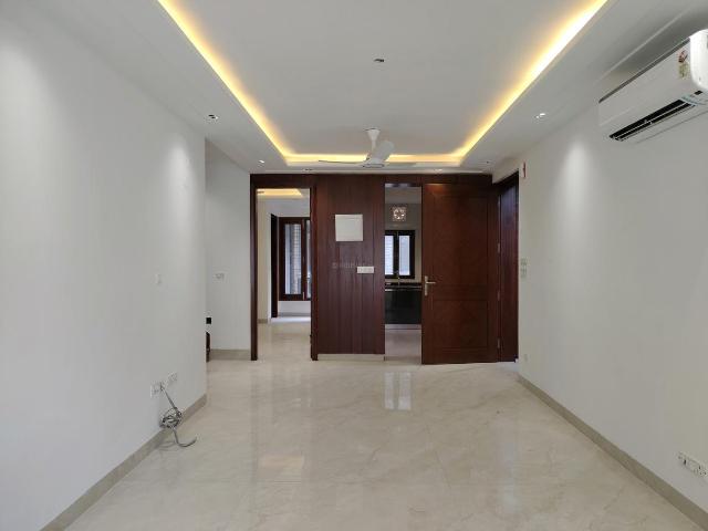4 BHK Apartment in Vasant Kunj for resale New Delhi. The reference number is 19887268