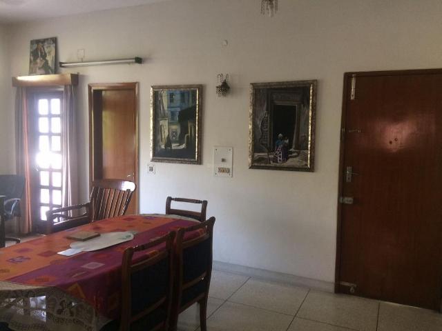4 BHK Apartment in Vasant Kunj for resale New Delhi. The reference number is 8820686