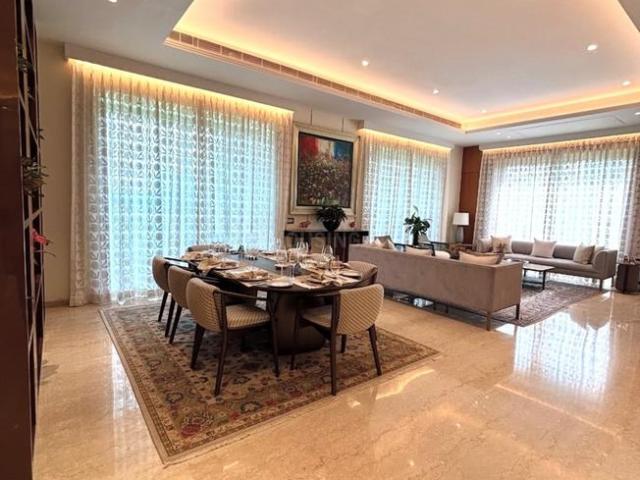 4 BHK Apartment in Vasant Vihar for rent New Delhi. The reference number is 20907742