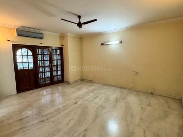 4 BHK Apartment in Vasanth Nagar for rent Bengaluru. The reference number is 20140752