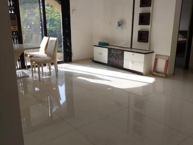 4 BHK Apartment in Vashi for rent Navi Mumbai. The reference number is 20019564