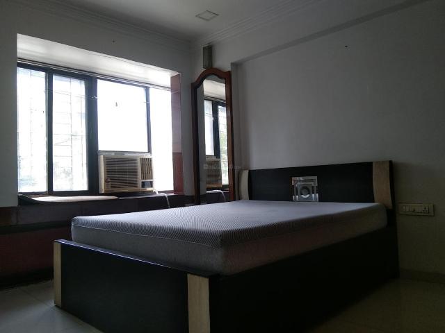 4 BHK Apartment in Vashi for rent Navi Mumbai. The reference number is 20351169