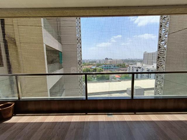 4 BHK Apartment in Vasna for rent Vadodara. The reference number is 19838850