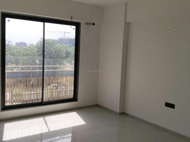 4 BHK Apartment in Vastrapur for rent Ahmedabad. The reference number is 18556282