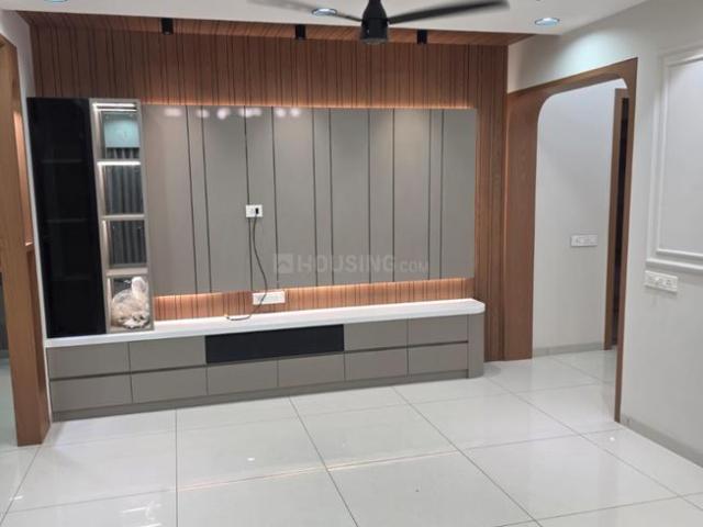 4 BHK Apartment in Vastrapur for rent Ahmedabad. The reference number is 19747325