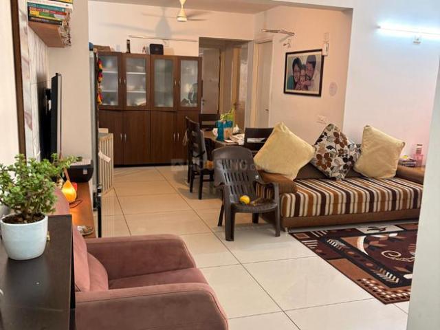 4 BHK Apartment in Vastrapur for rent Ahmedabad. The reference number is 19893728