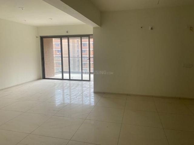 4 BHK Apartment in Vastrapur for rent Ahmedabad. The reference number is 20331961