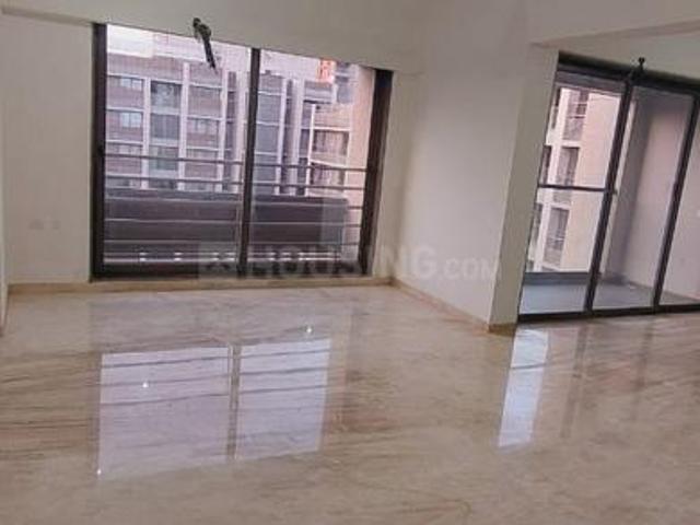 4 BHK Apartment in Vastrapur for rent Ahmedabad. The reference number is 20741644