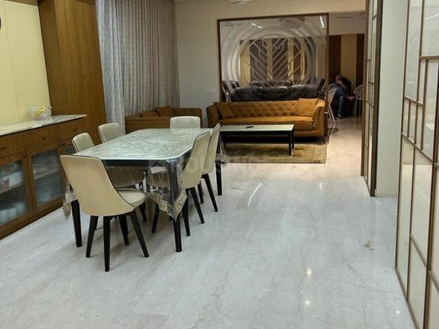 4 BHK Apartment in Vastrapur for resale Ahmedabad. The reference number is 15240894