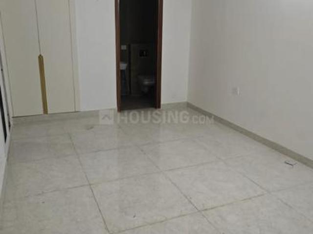 4 BHK Apartment in Vasundhara for rent Ghaziabad. The reference number is 19980085
