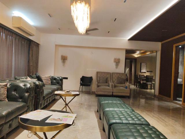 4 BHK Apartment in Vesu for rent Surat. The reference number is 17047492
