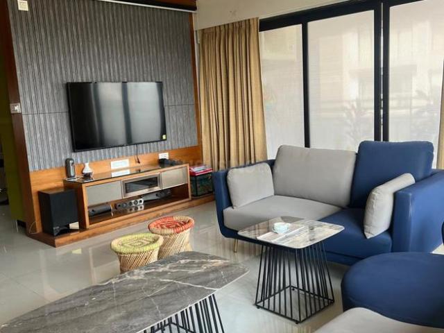 4 BHK Apartment in Vesu for rent Surat. The reference number is 17873065