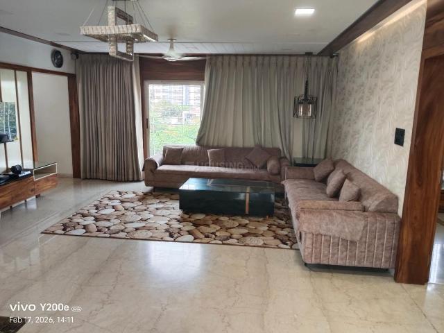 4 BHK Apartment in Vesu for rent Surat. The reference number is 19537752