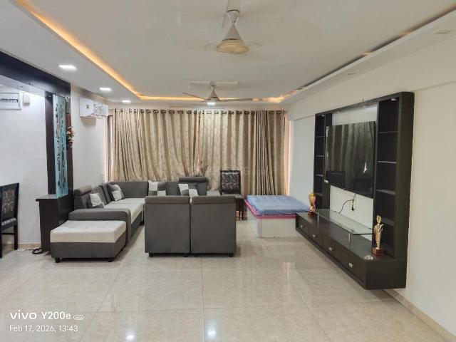 4 BHK Apartment in Vesu for rent Surat. The reference number is 19537799